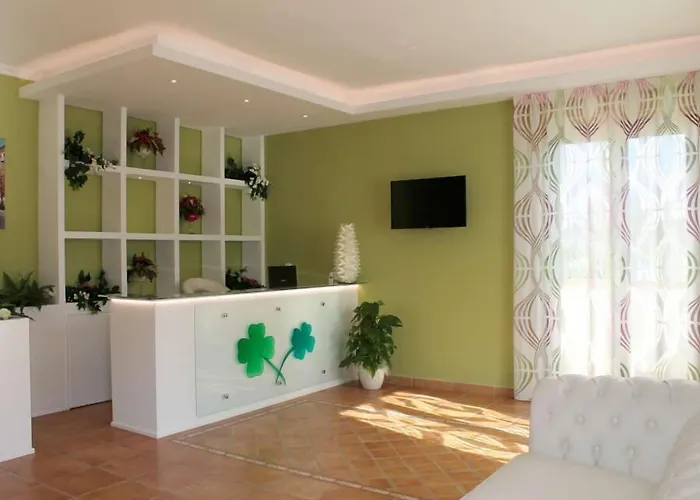 Bed & Breakfast Il Quadrifoglio 4*